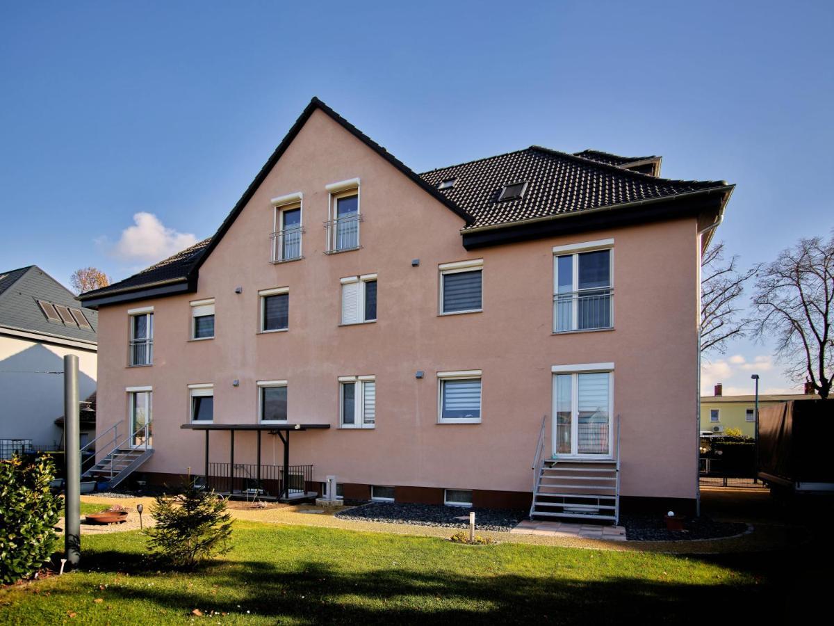 Gaeste- Und Ferienwohnung In Der Sportstadt Riesa Dış mekan fotoğraf